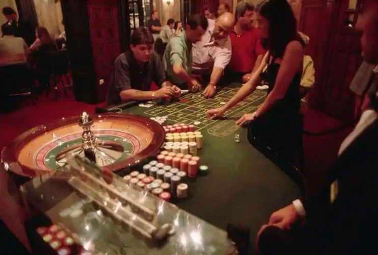 f8bet01